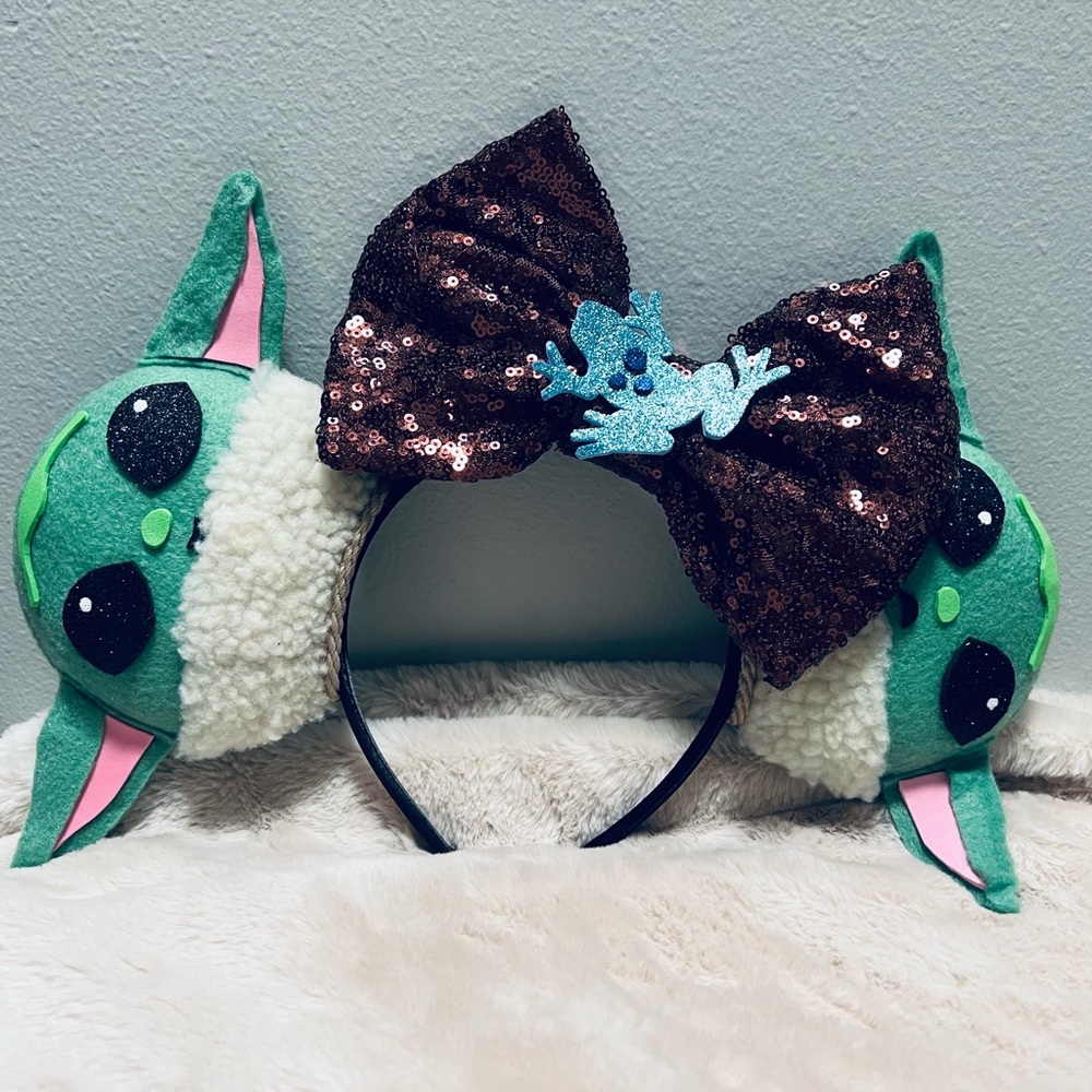 Disney Grogu Frog Ears Sequin Bow Handmade